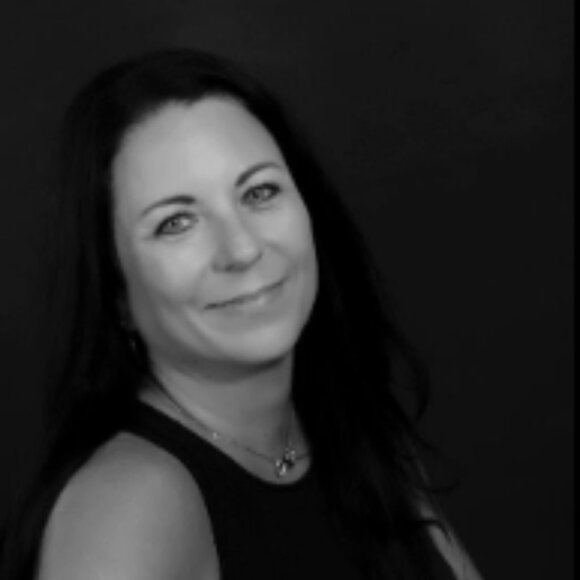 Meet your Posher, Dawn - Picture 1 of 1